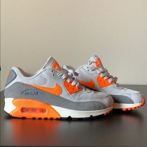 2018 Nike Air Max 90 Essential Pure Platinum